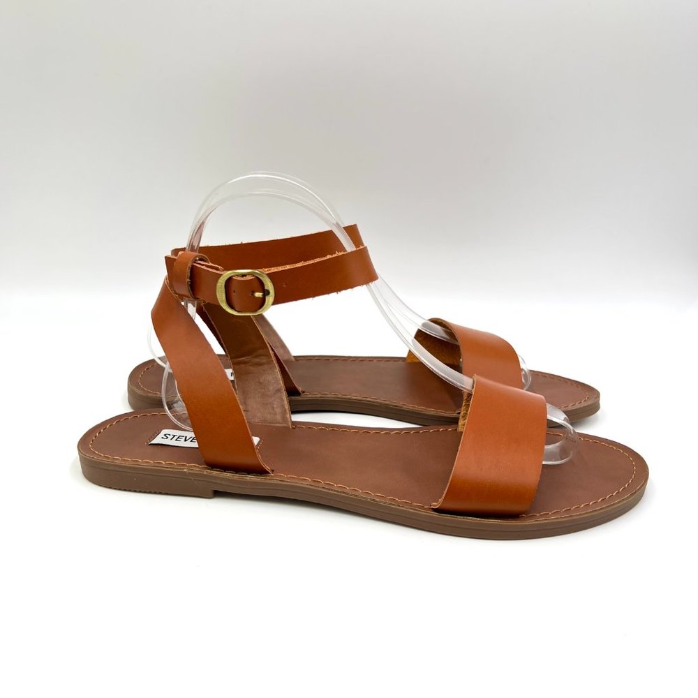 Steve Madden Womens Size 9.5 Cognac Brown Faux Vegan Leather Flat Sandals Shoes
